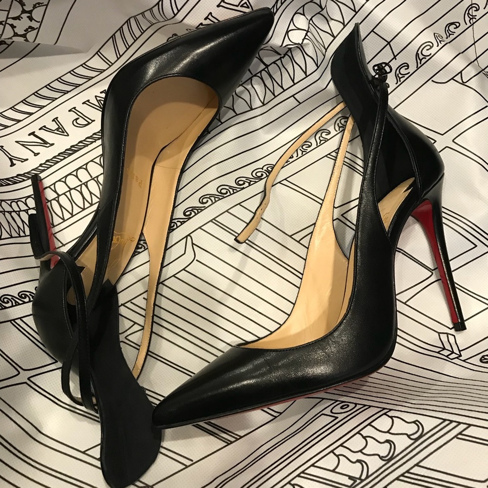 Mascara leather black Christian Louboutin 36